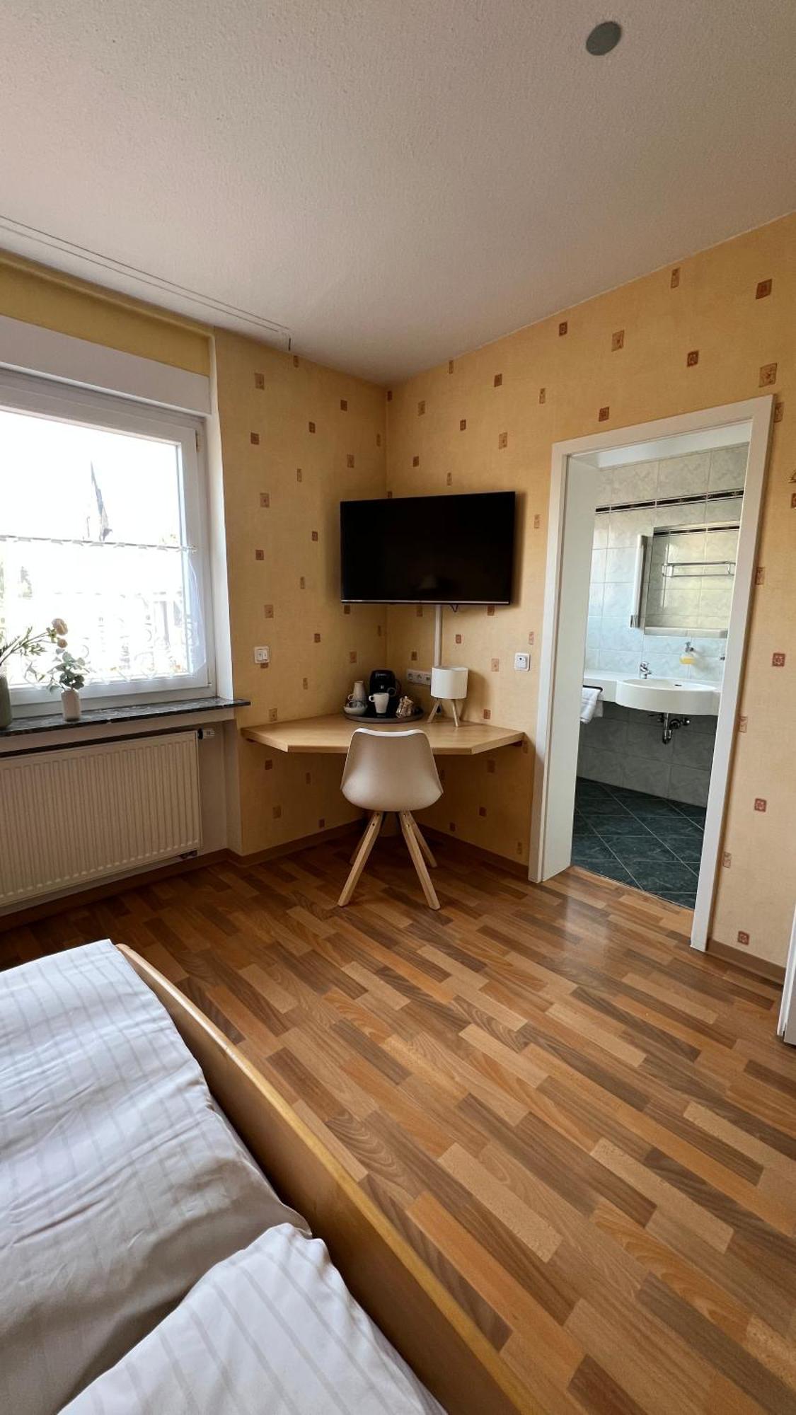 Gaestehaus Kliebenstein Saarwellingen Extérieur photo